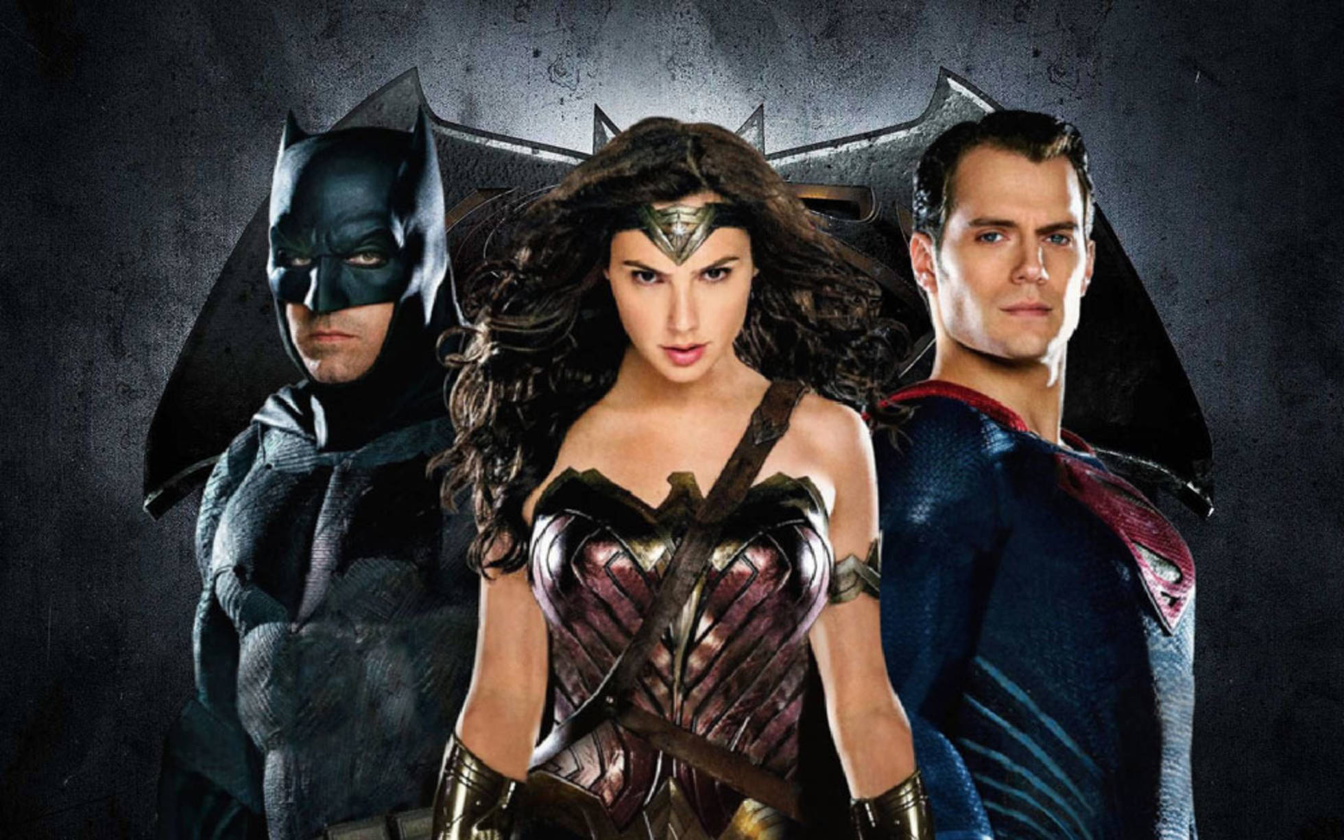 Responde elenco de Superman vs Batman a críticas negativas | Backstage LC