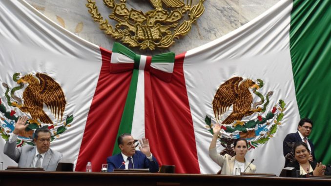 Congreso del Estado-Tribuna
