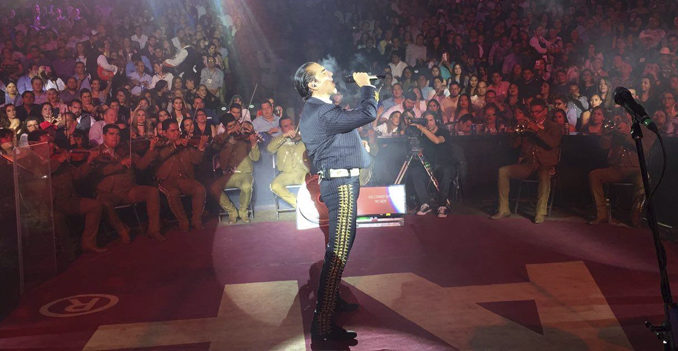 Alejandro Fernández.- Palenque