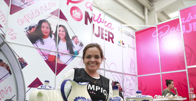 Palabra de Mujer- Expo Fiesta Mich